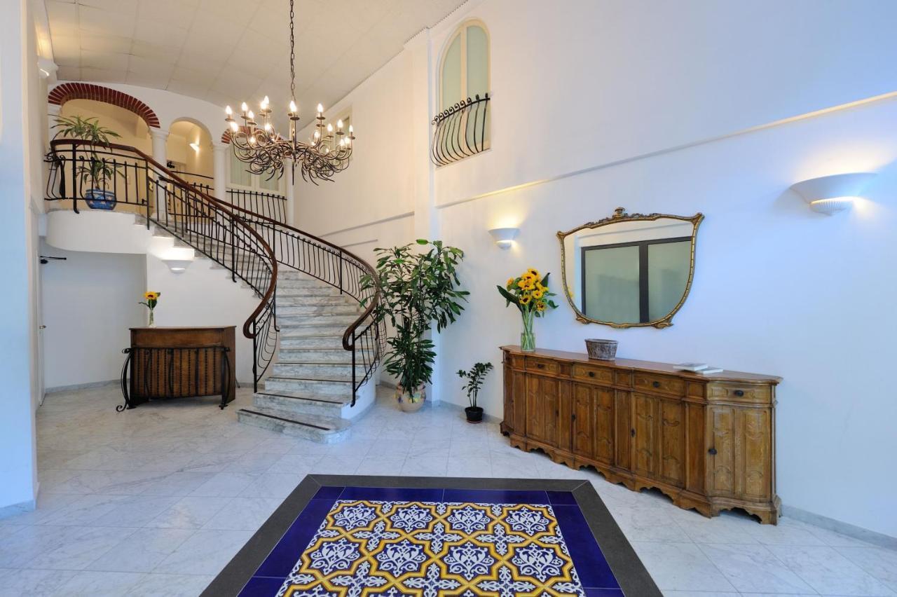 Aurora Residence Amalfi Exterior foto